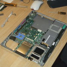 武汉电脑主板维修指南 如何选择专业的笔记本电脑主板维修服务？